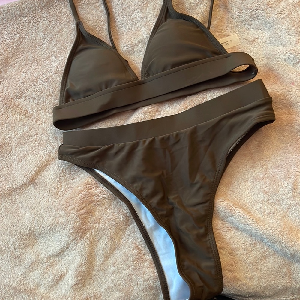 High waisted bikini